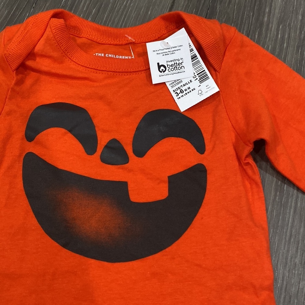 NWT! Unisex Baby Matching Family Jack-O'-Lantern Graphic Bodysuit - Flame - Picture 2 of 4